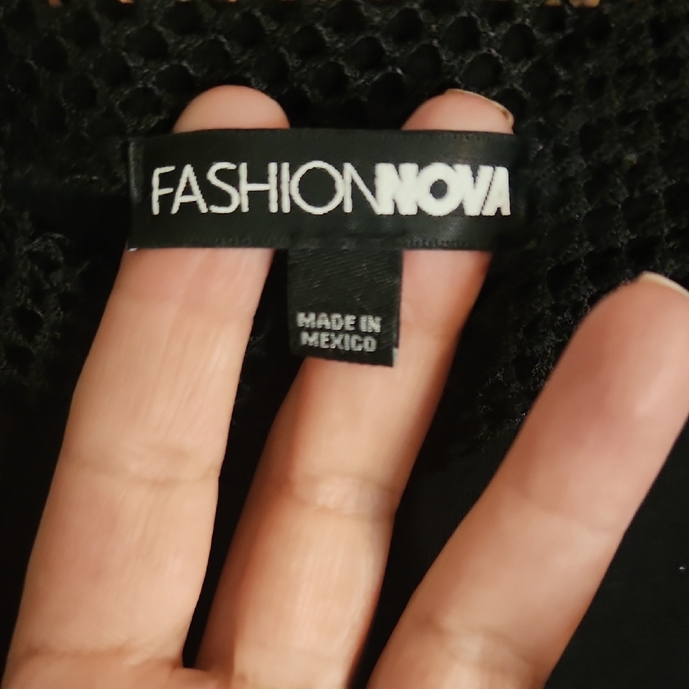 Fashion Nova Black Long Sleeve Dress with Graphic - Picture 3 of 9